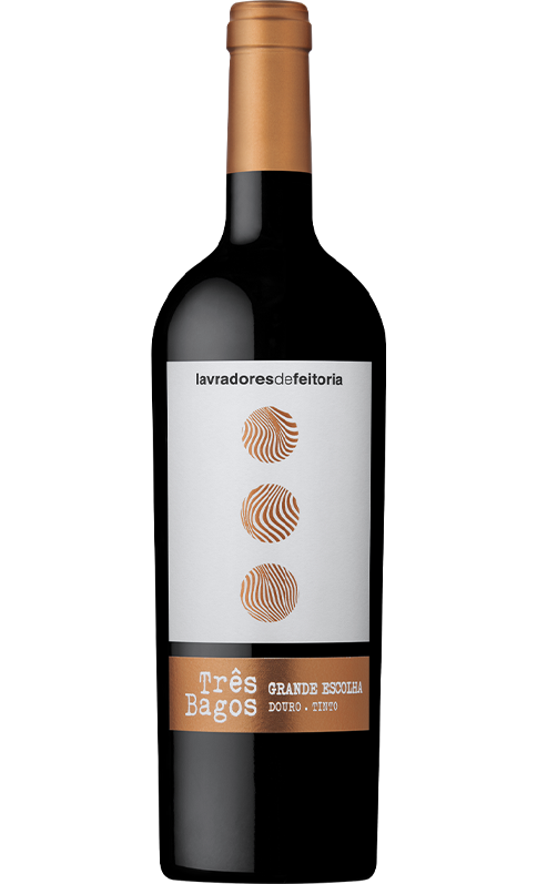 Garrafa de Vinho Tinto Três Bagos Grande Escolha de 75cl do Douro.